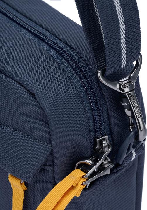 Actual product image Pacsafe Go Umhängetasche RFID 24 cm