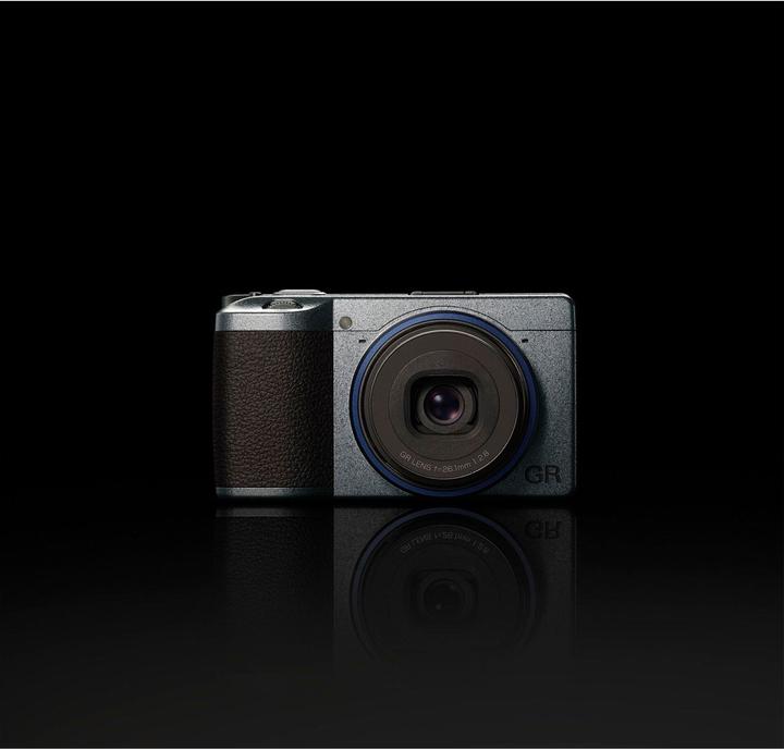 Image du produit RICOH GR IIIx Urban Edition (26 mm, 24.24 Mpx, APS-C / DX)