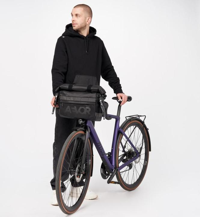 Produktbild Aevor Triple Bike Bag Proof Black