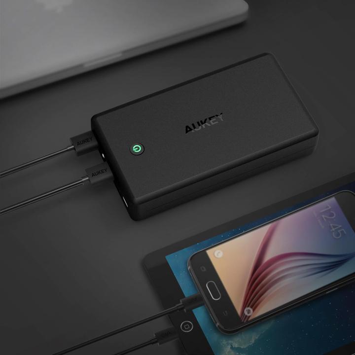 Actual product image Aukey Pb-Y3 (30000 mAh, 111 Wh)