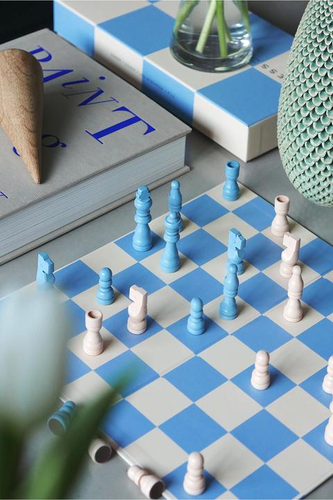 Actual product image Helvetiq New Play