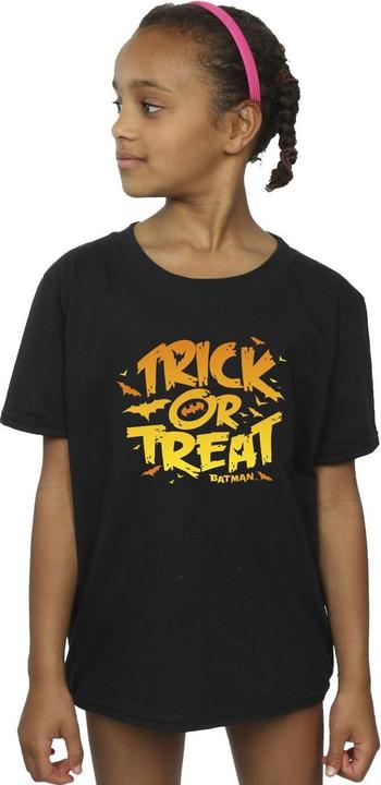 Actual product image Girls Batman Trick Or Treat Cotton T-Shirt (140, 146)