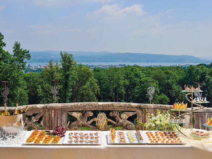 Actual product image Smartbox Séjour romantique de 3 nuits avec vin pétillant en hôtel 5* près du Lac Majeur (2 pers.)