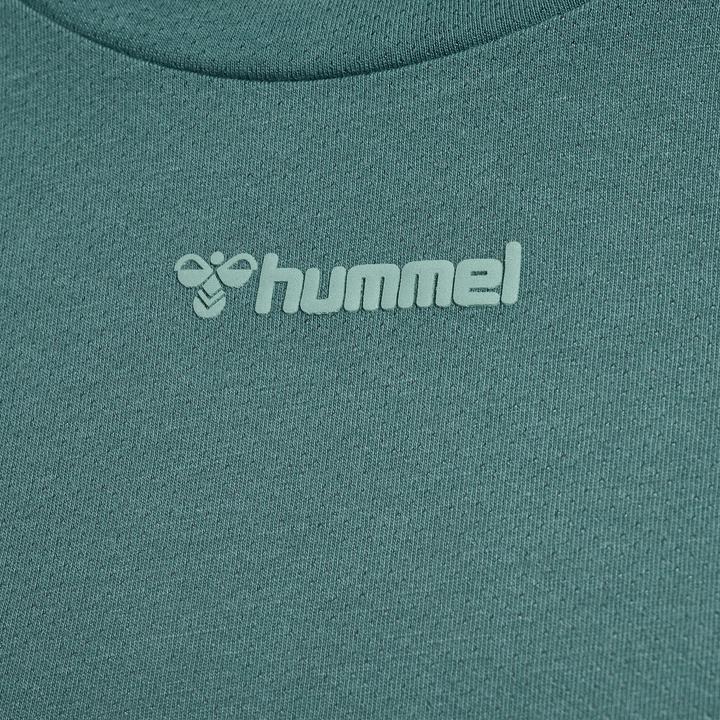 Actual product image hummel Mt Vanja T-Shirt L/S (M)