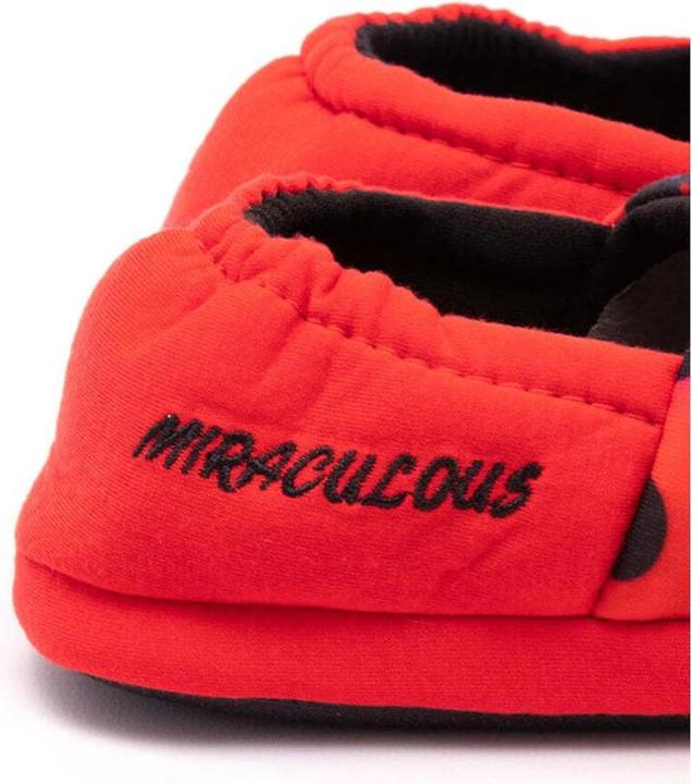 Actual product image Miraculous Girls slippers (30)