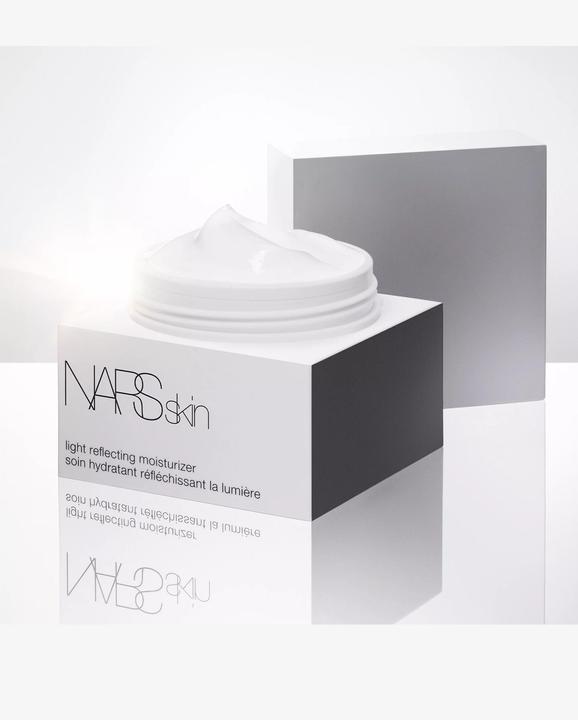 Actual product image NARS Cosmetics Light Reflecting Moisturizer (60 ml, Day cream)
