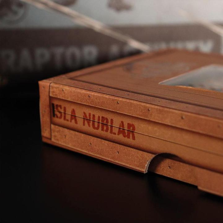 Actual product image Fanattik Jurassic Park: Mosquito in Amber - Limited Edition
