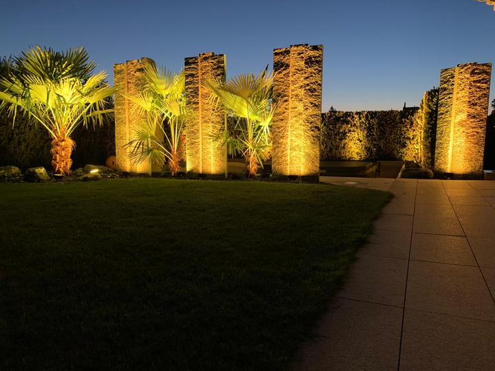 Actual product image Milight RGBW Radio LED Garden Spot 15W (1200 lm, IP65)