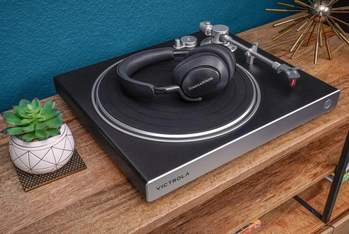 Productafbeelding Victrola Hi-Res Carbon (Halfautomatisch)