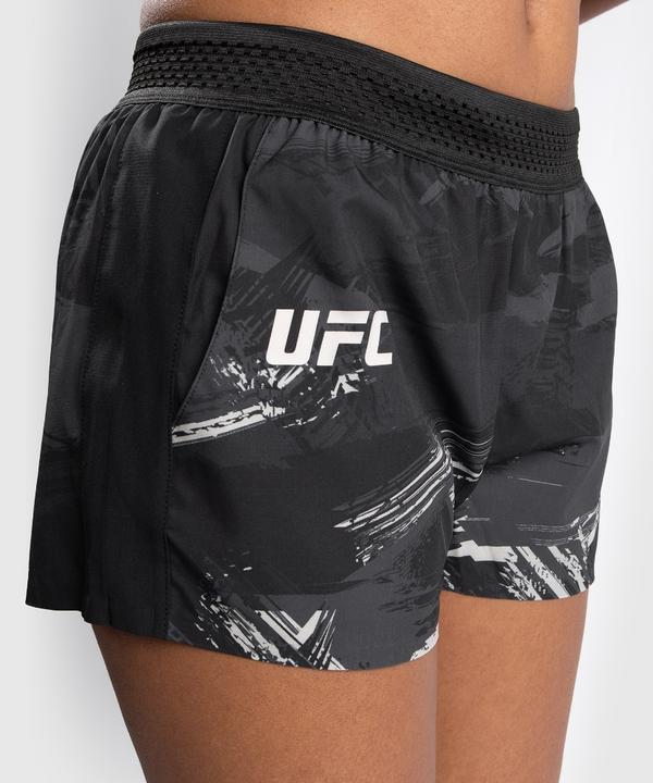 Produktbild UFC | Venum Authentic Fight Week 2.0 Training Short - For Women (L)