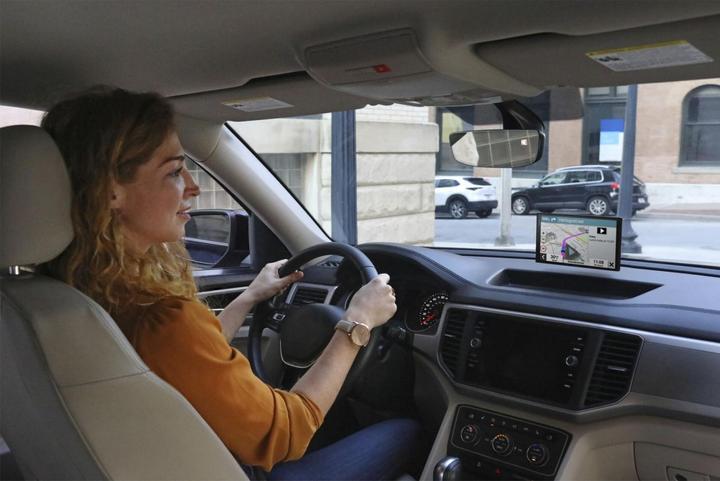 Produktbild Garmin DriveSmart 76 MT-S (7")