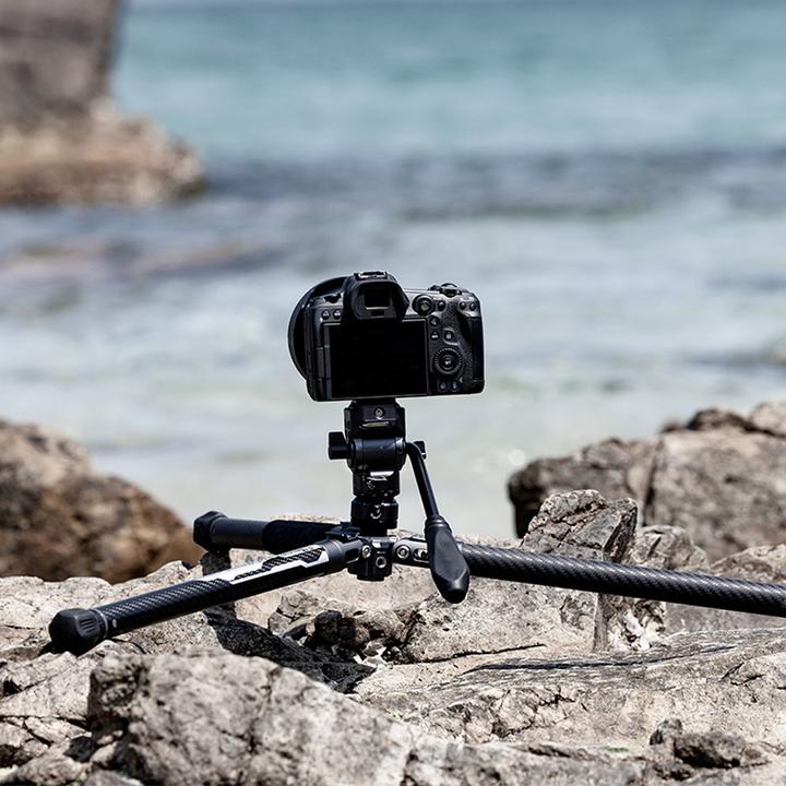Produktbild Ulanzi F38 Quick Release Video Carbon Travel Tripod