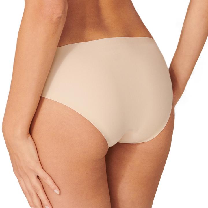 Actual product image Schiesser 3 Pack Invisible Cotton Seamless Briefs (40, L, pack of 3)