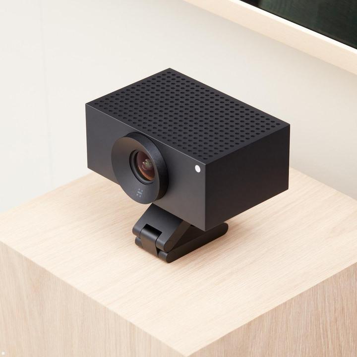 Actual product image Huddly L1 incl. USB Adapter. Wall Mount Bracket & 2m Ethernet Cable