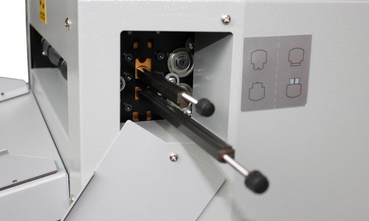 Immagine prodotto Superfax Macchina cordonatrice e perforatrice SF-150