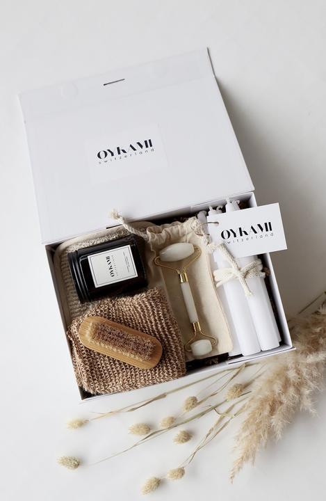 Produktbild Oykami Beauty Geschenkbox "Tokyo" Weisser Jadestein