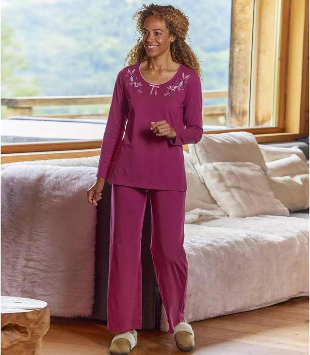 Actual product image Atlas For Women Cotton pyjamas with fashionable neckline (W38/L40)