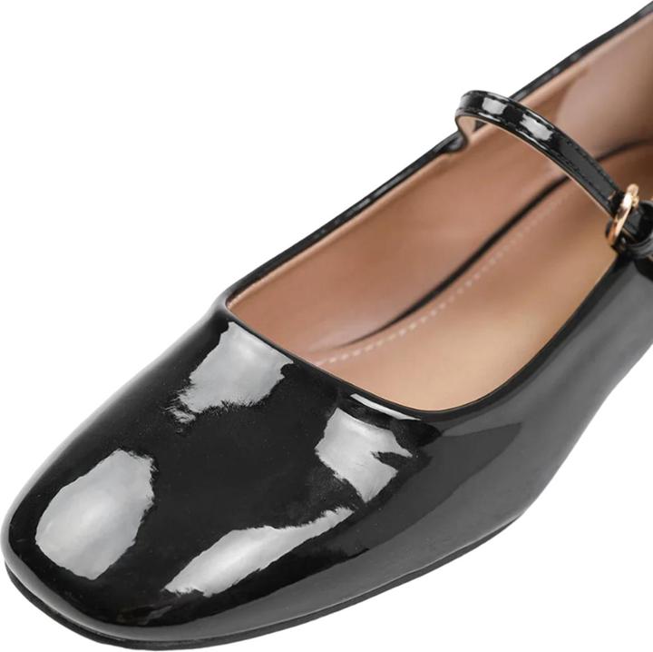 Actual product image Where's That From Womens/Ladies Minsk Patent Leather Buckle Detail Low Heel Pumps (37)