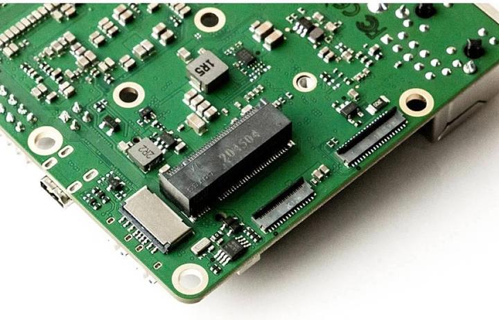 Actual product image Radxa Rock 5B