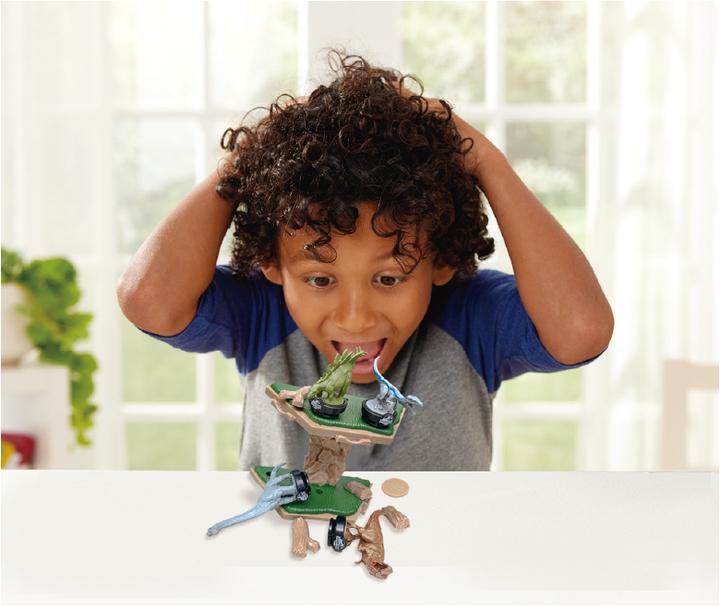 Actual product image Jurassic World Island Quake (7511) (Multilingual)