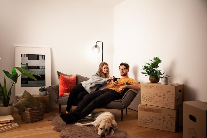 Productafbeelding Ledvance Smart Classic 60 (E27, 9 W, 806 lm, 3 x, F)