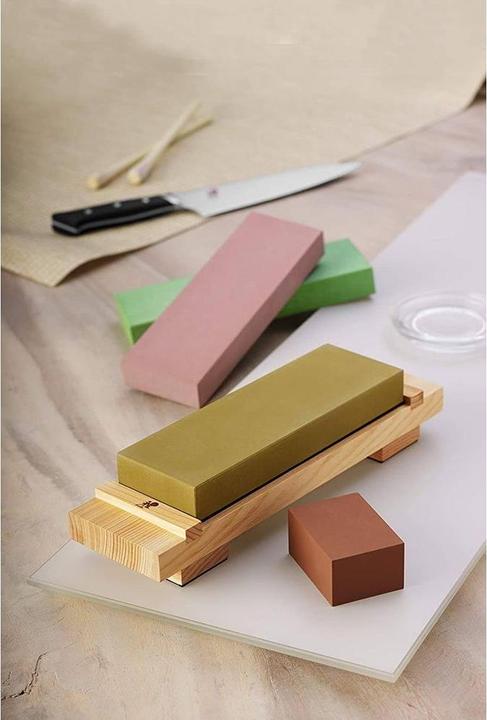 Actual product image Miyabi Toishi Pro whetstone