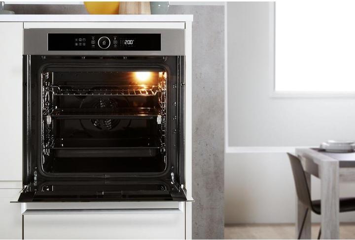 Image du produit Whirlpool Orkaitė OAKZ97961SPIX A+, 60 cm, pirolizė, Inox spalvotas/juodas stiklas, Didelis LED ekra