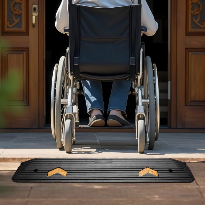 Immagine prodotto Wiltec Rampa di soglia in gomma 1100x320x38mm Rampa 50t Rampa di accesso per sedia a rotelle auto