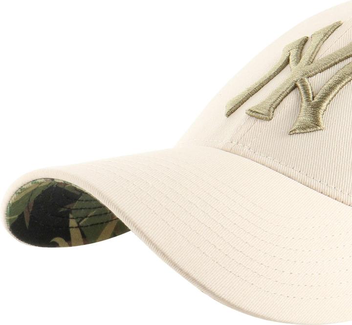 Actual product image 47 Brand Trucker Snapback Cap - TROPIC New York Yankees