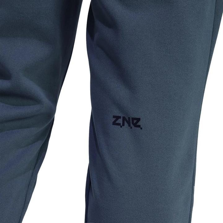 Produktbild adidas Z.N.E Winterized Jogginghosen (L)