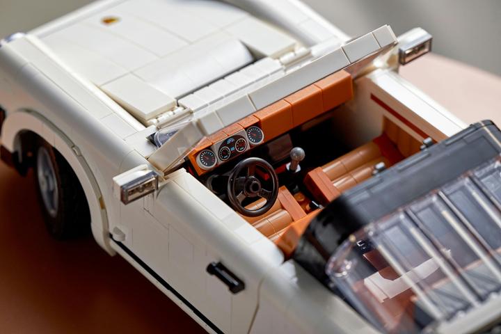 Produktbild LEGO Porsche 911 (10295, LEGO Creator Expert, LEGO Seltene Sets)