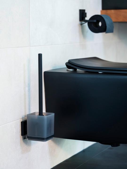 Actual product image Wenko Vacuum-Loc® WC-Garnitur Mod. Quadro Schwarz Befestigen ohne Bohren