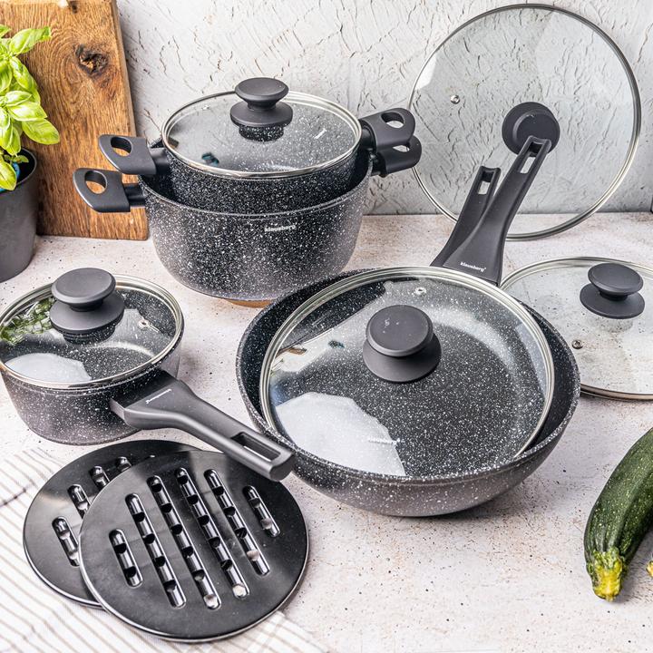 Actual product image Klausberg Aluminium cooking set, 5 pans incl. glass lid with 2 trivets (Pan set + pot set, Aluminium)