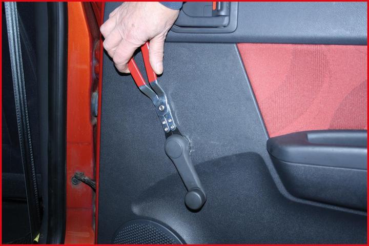 Image du produit KS Tools Pince pour ressorts de porte, 8-45 mm (210 mm)