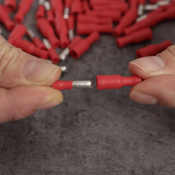 Actual product image Quadrios 23C490 Round plug 0.5 mm² 1.5 mm² Red 100 pcs.