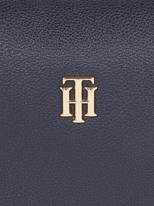 Actual product image Tommy Hilfiger New Casual Crossover