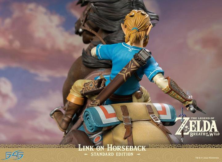 Immagine prodotto First 4 Figures ST Legend of Zelda Link of Horse Legend 56cm RESINA