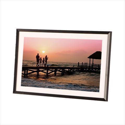 Actual product image Benel Frameo Digital Photo Frame HF-109T Black 10.1 Inch with FrameGlow (10.10", 1280 x 800 pixels)