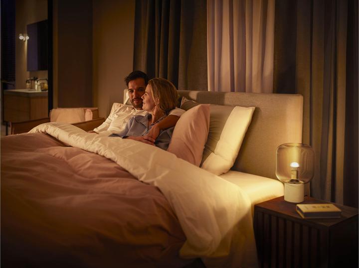 Actual product image Philips Hue White Ambiance Chandelier (E14, 5.10 W, 470 lm, 1 x, F)
