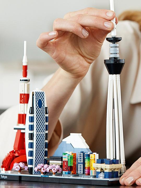 Actual product image LEGO Tokyo (21051, LEGO Architecture)