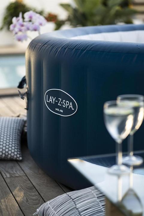 Actual product image Bestway Lay-Z-Spa Milan AirJet Plus (6 pers.)