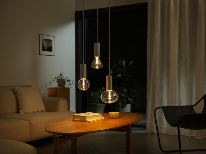 Actual product image Philips Hue Ellipse (E27, 6.50 W, 500 lm, 1 x, G)