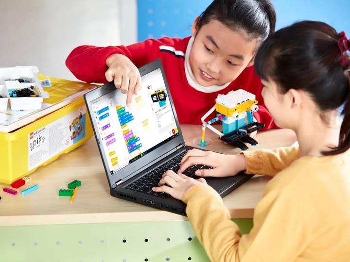 Produktbild LEGO Spike Prime (45678, LEGO Education)