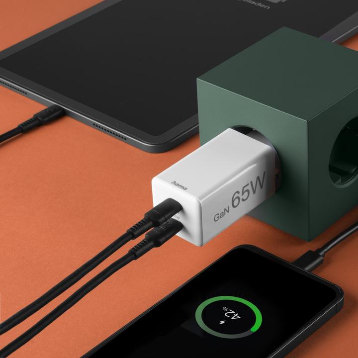 Produktbild Hama Schnellladegerät, GaN, 2x USB-C, PD/Qualcomm®, Mini-Ladegerät, 65 W, Weiss (65 W)