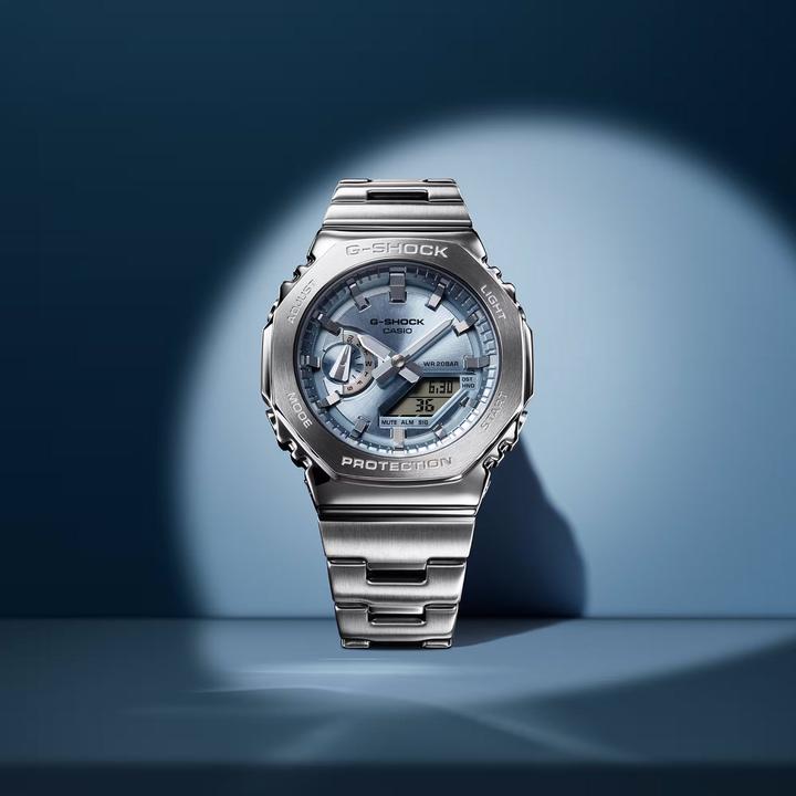 Produktbild G-Shock GM-2110D-2A (Chronograph, Digitaluhr, 44 mm)