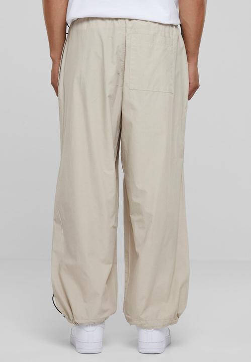 Actual product image Urban Classics Popline Parachute Pants (M)