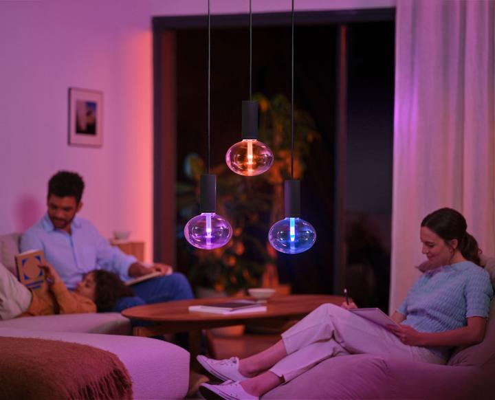 Actual product image Philips Hue Ellipse (E27, 6.50 W, 500 lm, 1 x, G)