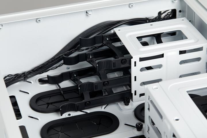 Produktbild Corsair Crystal 280X TG (mATX)