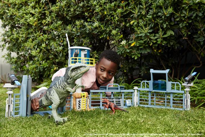 Actual product image Jurassic World Dominion Strike ‘N Roar Giganotosaurus Chomp Roar