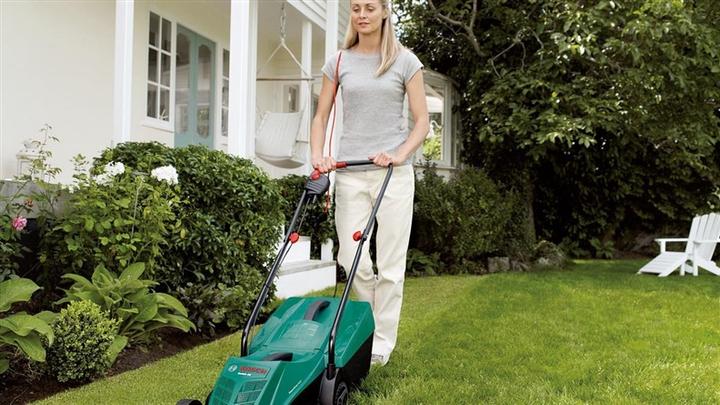 Produktbild Bosch Home & Garden Rotak 32 (Netzbetrieb)